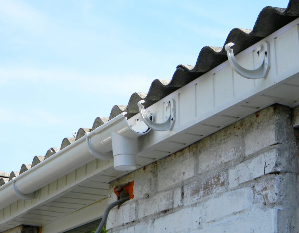 how to replace gutters