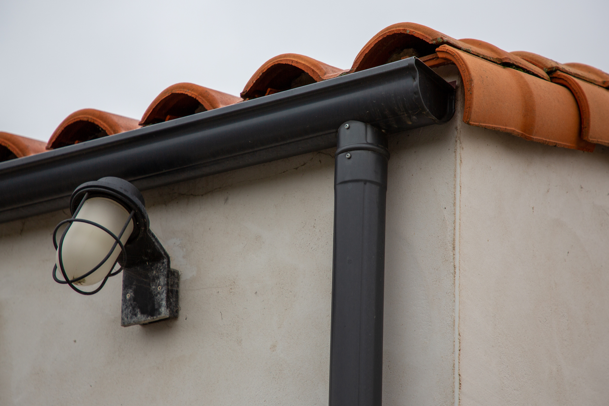 Does Seamless Gutter Installation Have To Be Done By A Pro?